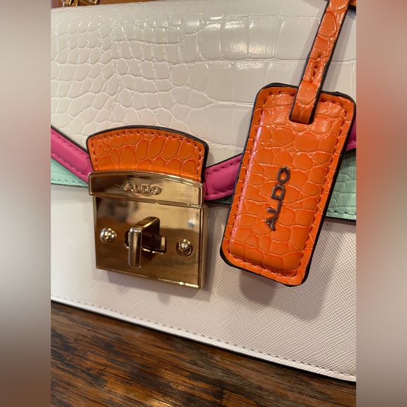 Colorblock mini bag from Aldo - Picture 7 of 12